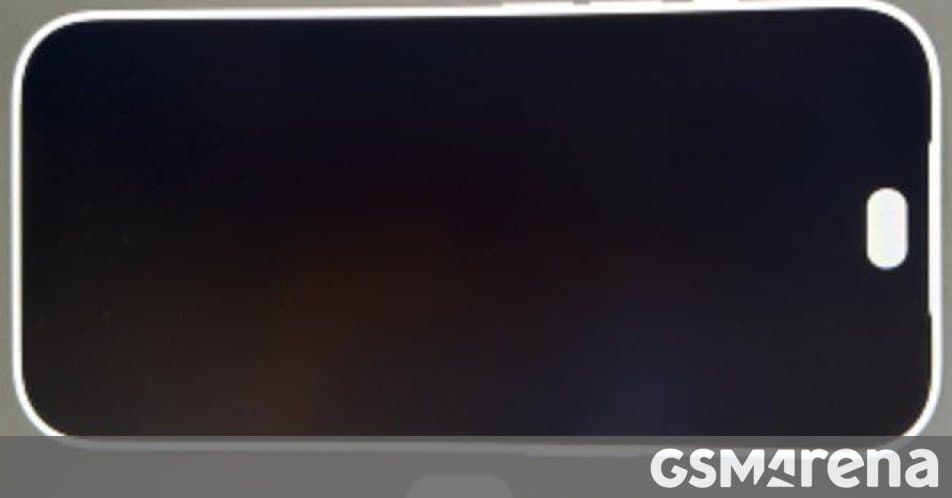 iPhone 18 Pro and Pro Max Rumored to Feature Smaller Dynamic Island with Under-Display Touch ID