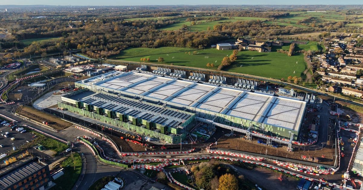 Lombardy Imposes 200 % Tax on Data Centers in Agricultural Zones to Redirect Development to Former Industrial Sites