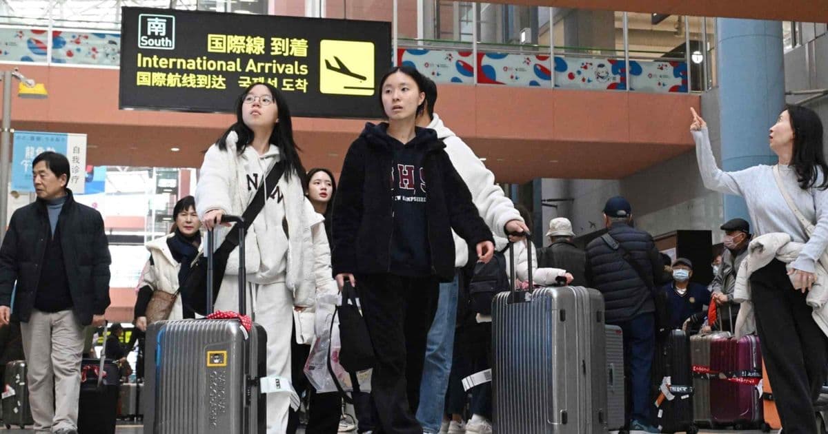 Japan's Lunar New Year Tourism Hit: Chinese Visitor Cancellations Top 50% Amid Diplomatic Tensions