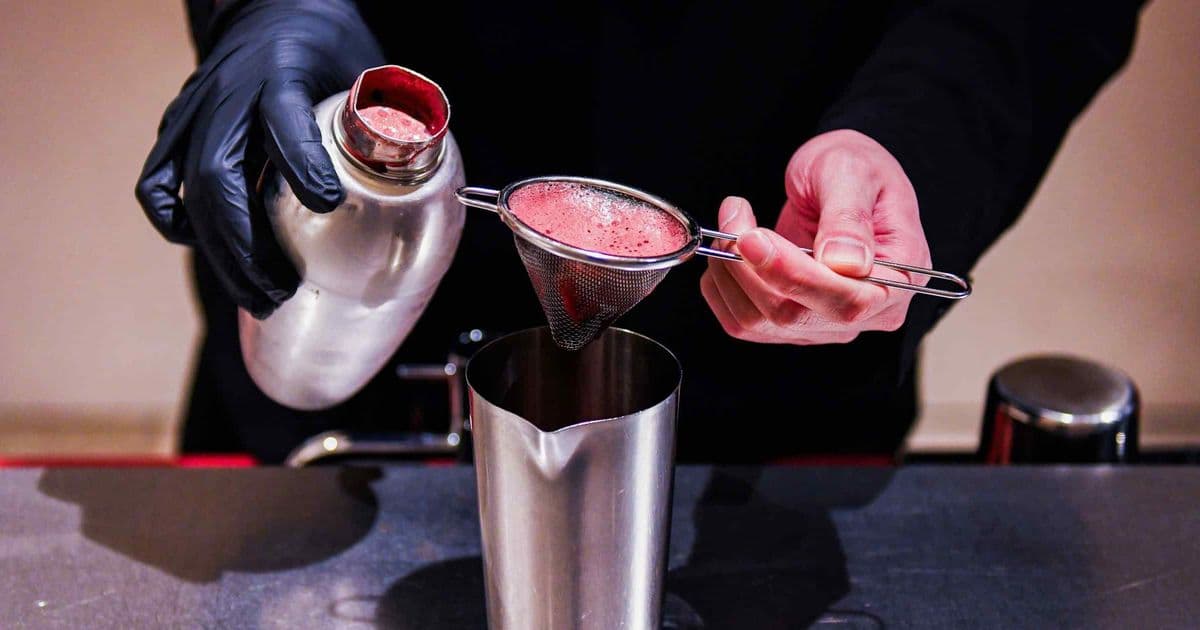 Japan's 'Omakase' Coffee Culture Brews Up a New Cafe Experience