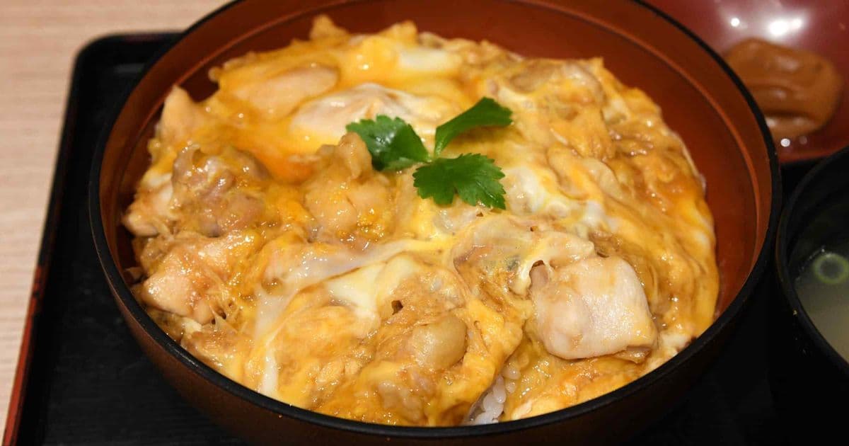 Japan's 'Oyakodon' Chicken Rice Bowls Roll into Philippines as Restaurant Operator Seeks Growth Abroad