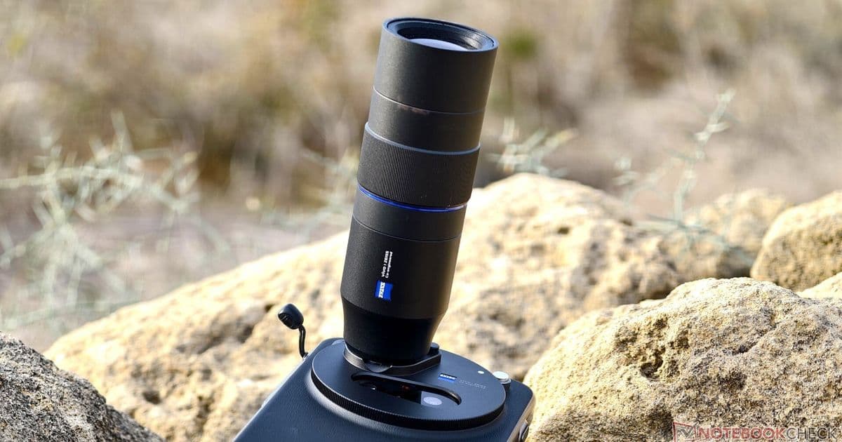 Vivo X300 Ultra Leaked: Teleconverter, X300 Max, and Mini Camera Details Emerge