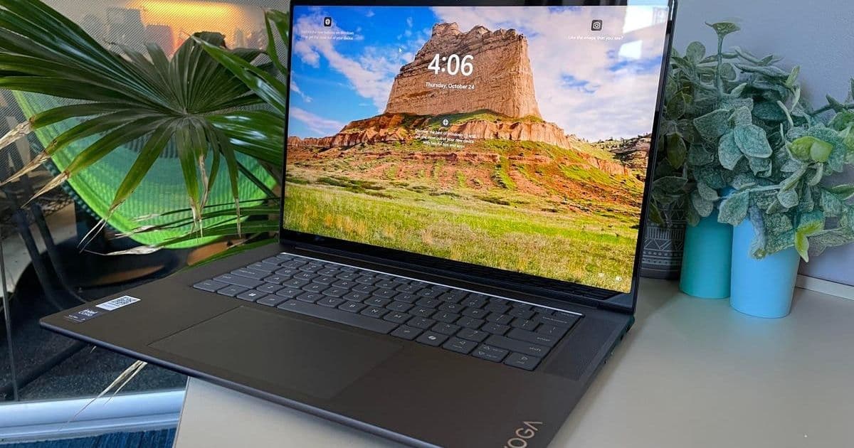 Lenovo Yoga Slim 7i Aura Edition: A MacBook Alternative With Practical AI Features