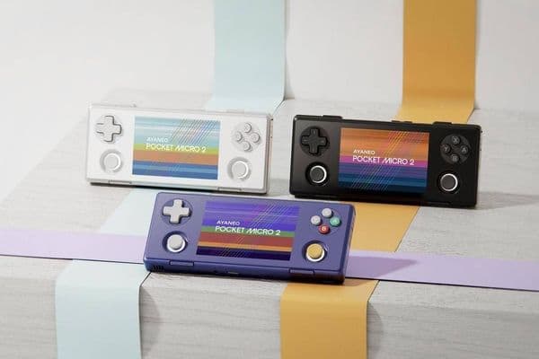 Punkt envía MC03 mientras AYANEO reabre los pedidos del Pocket Micro 2