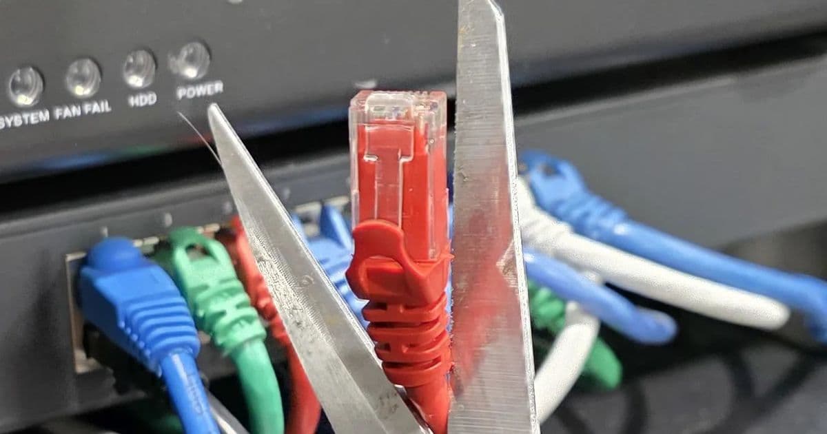 Linux May Drop Old Network Drivers Now That AI-Driven Bug Reports Are Causing A Burden