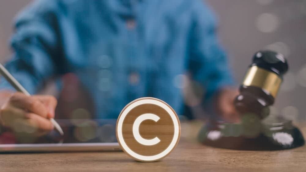 Lords warn AI copyright changes could harm creative sector • The Register