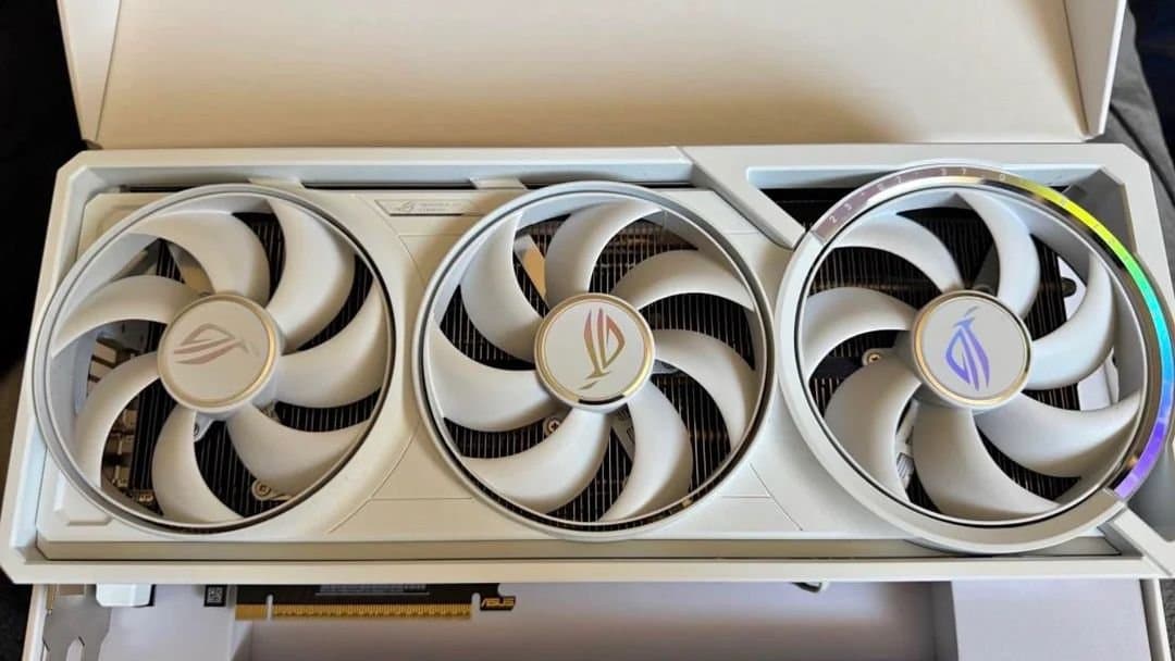 Lucky PC Builder Snags $500 ROG Astral RTX 5080 on Marketplace – A 75% Discount on Nvidia’s Flagship GPU