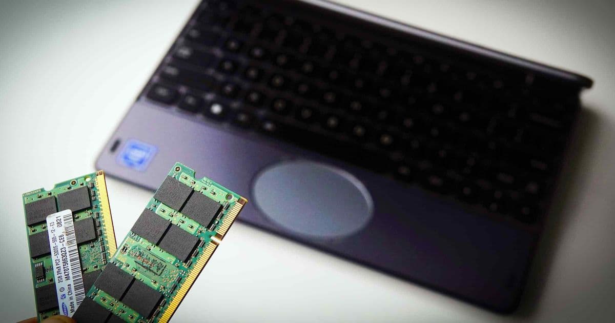 Memory Crunch Forces PC Makers to Raise Prices Amid AI Boom