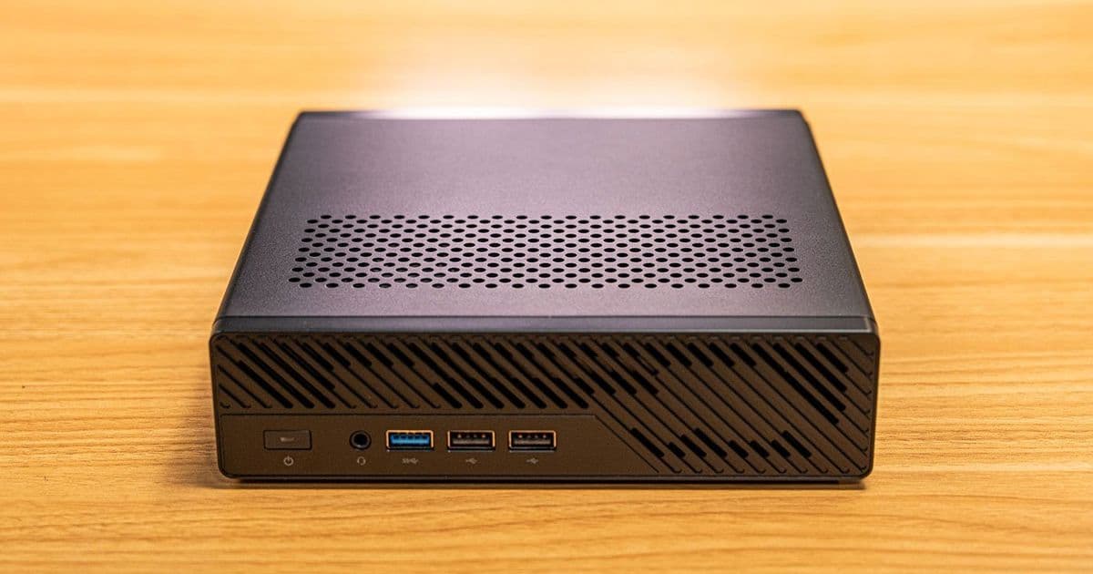 Minisforum MS-R1: A Promising Arm Homelab Box Marred by Power and Performance Quirks