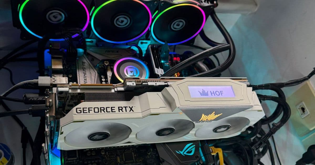 Modder Unlocks TU102's Full Potential: RTX 2080 Ti HoF Becomes 900W Titan RTX Hybrid