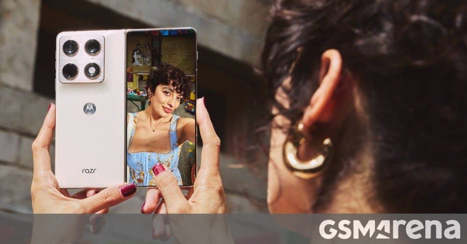 Motorola Razr Fold officially revealed with €2,000 price tag, launches April 13