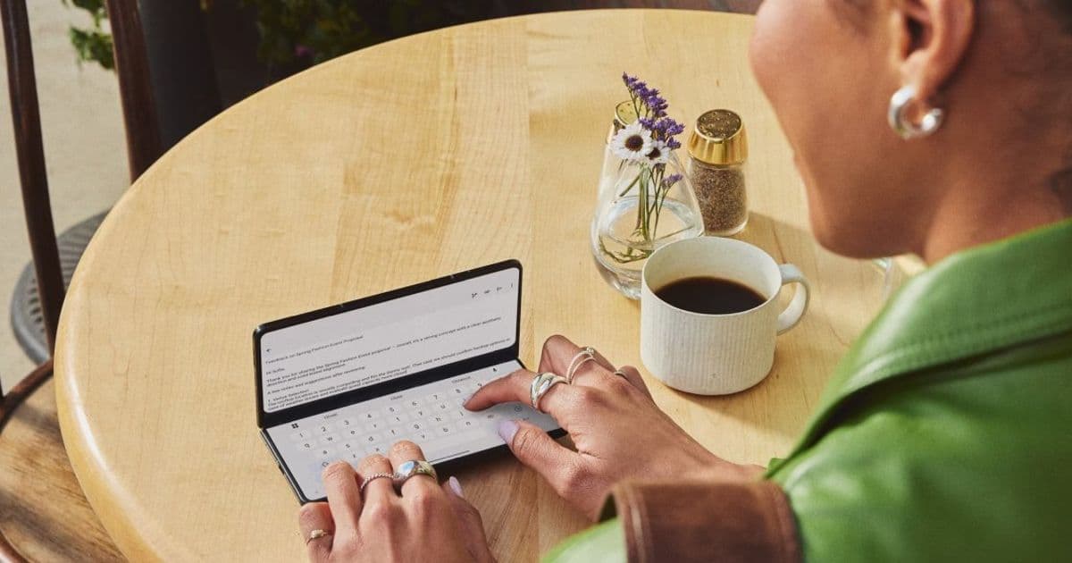 Motorola's razr fold brings book-style folding to the premium market