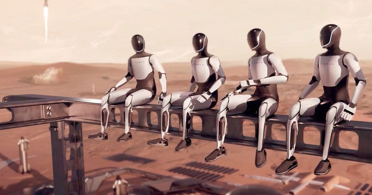 SpaceX Shifts Focus from Mars Colonization to Lunar Base Amid Technical and Financial Realities