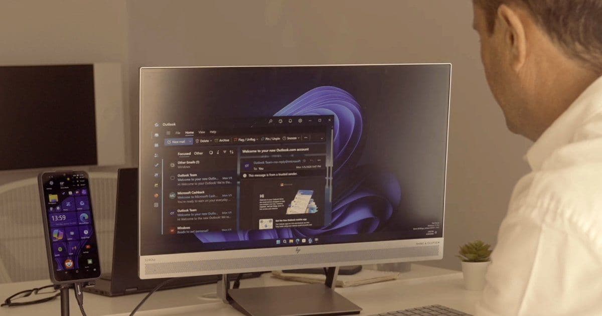 NexPhone: Triple-OS smartphone challenges mobile-desktop convergence