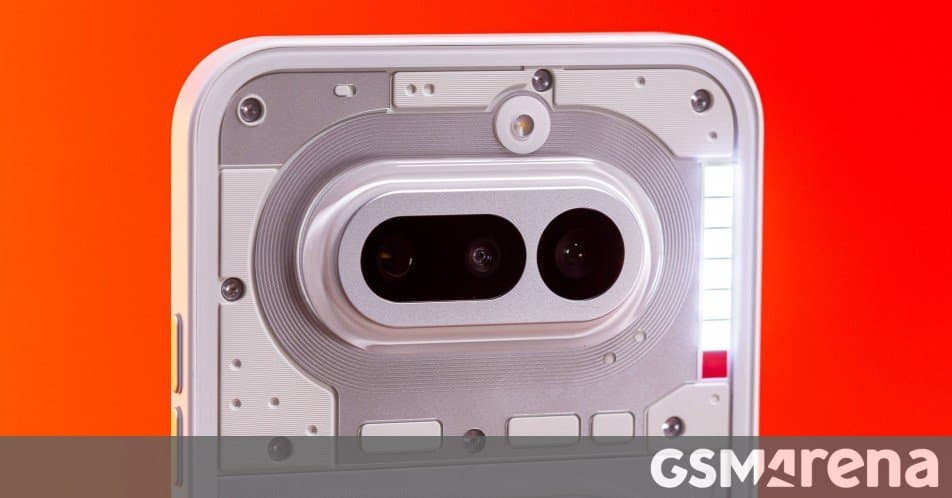 Nothing Phone (4a) Review: A Capable Mid-Ranger with Glyph Charm