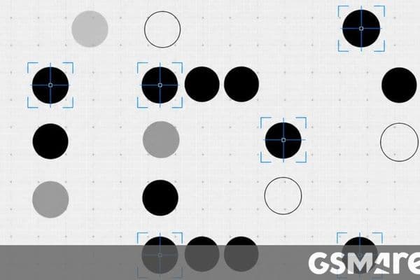 لا شيء يُثير الفضول تجاه هاتف Phone (4b) بتصميم الكاميرا الواحدة