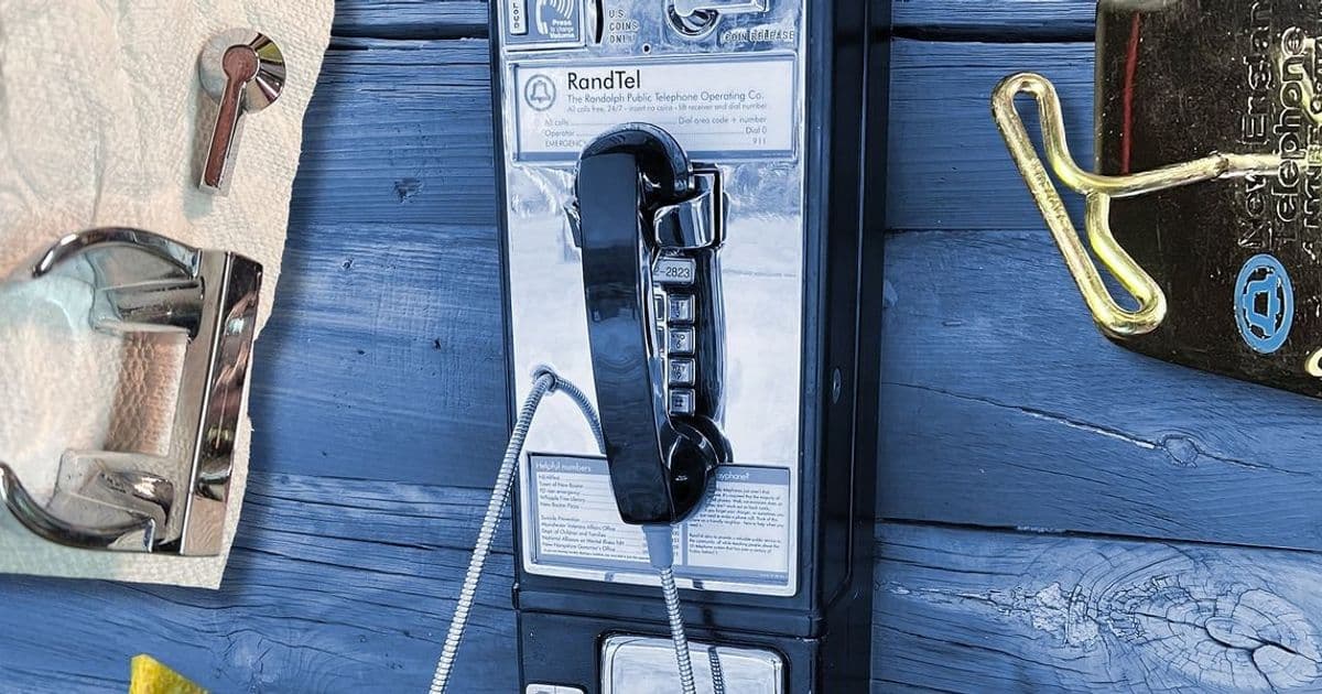 Old Payphones Get Modern VoIP Upgrade