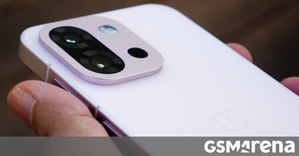 OnePlus 15T Benchmarked: Snapdragon 8 Elite Gen 5 Confirmed