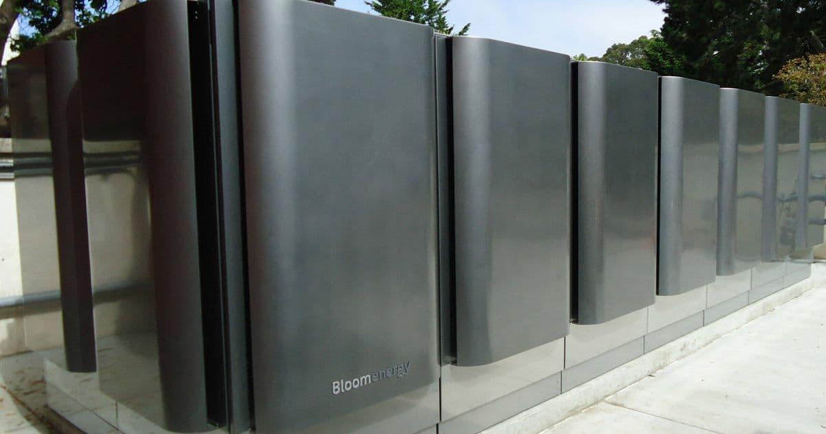Oracle's 2.8 GW Fuel Cell Deal with Bloom Energy Signals Shift to On-Site Power Generation