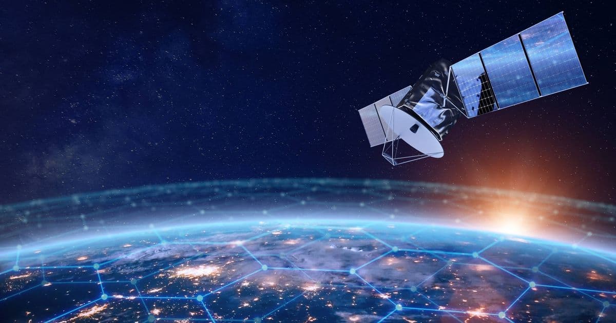 Phone-to-satellite services jump 25% in 8 months • The Register