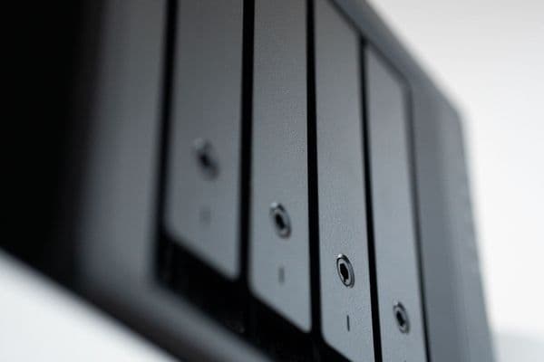 QNAP behebt 14 NAS-Sicherheitslücken in QTS, QuTS und QVP