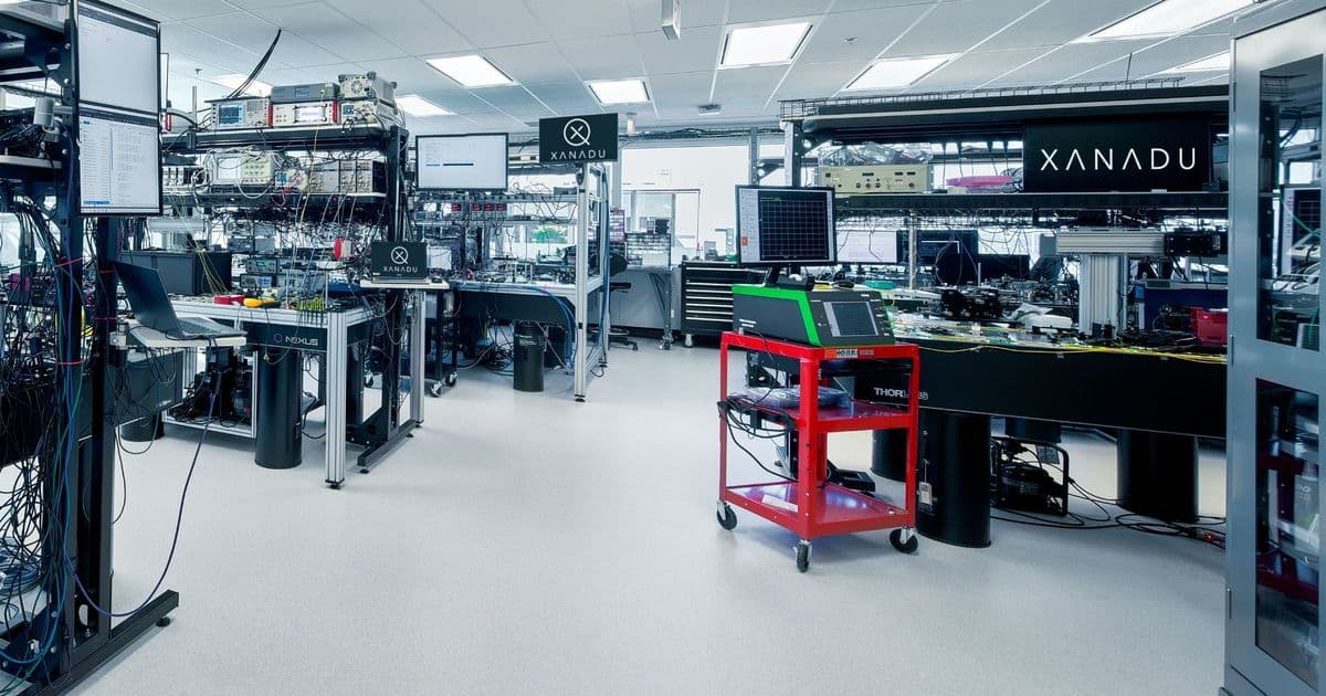 Quantum photonics roadmap — how Xanadu and PsiQuantum are looking to transfer qubits through beams of light