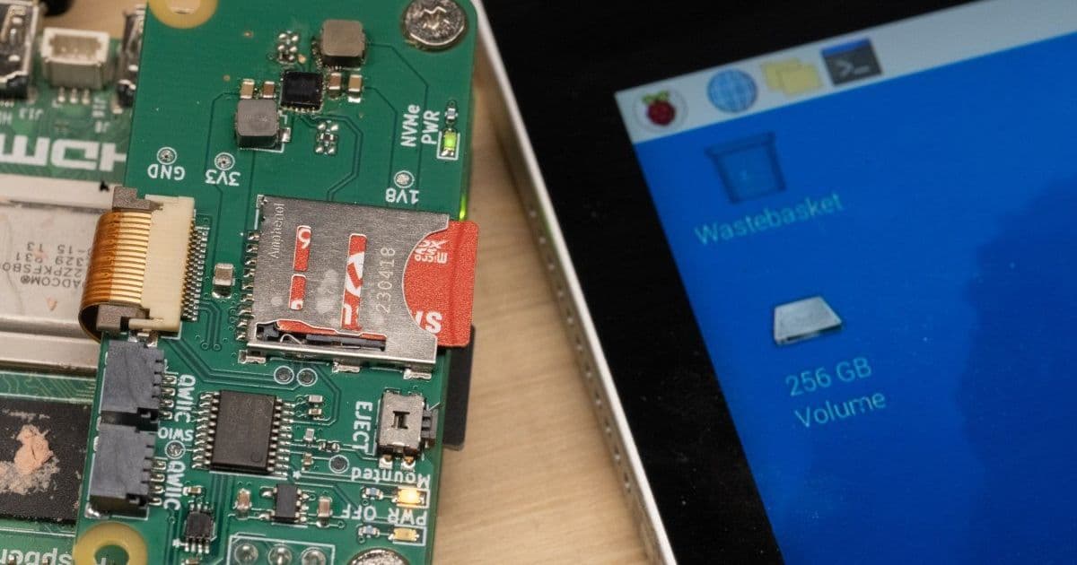 Raspberry Pi 5 Embraces PCIe Speed with Open-Source microSD Express HAT