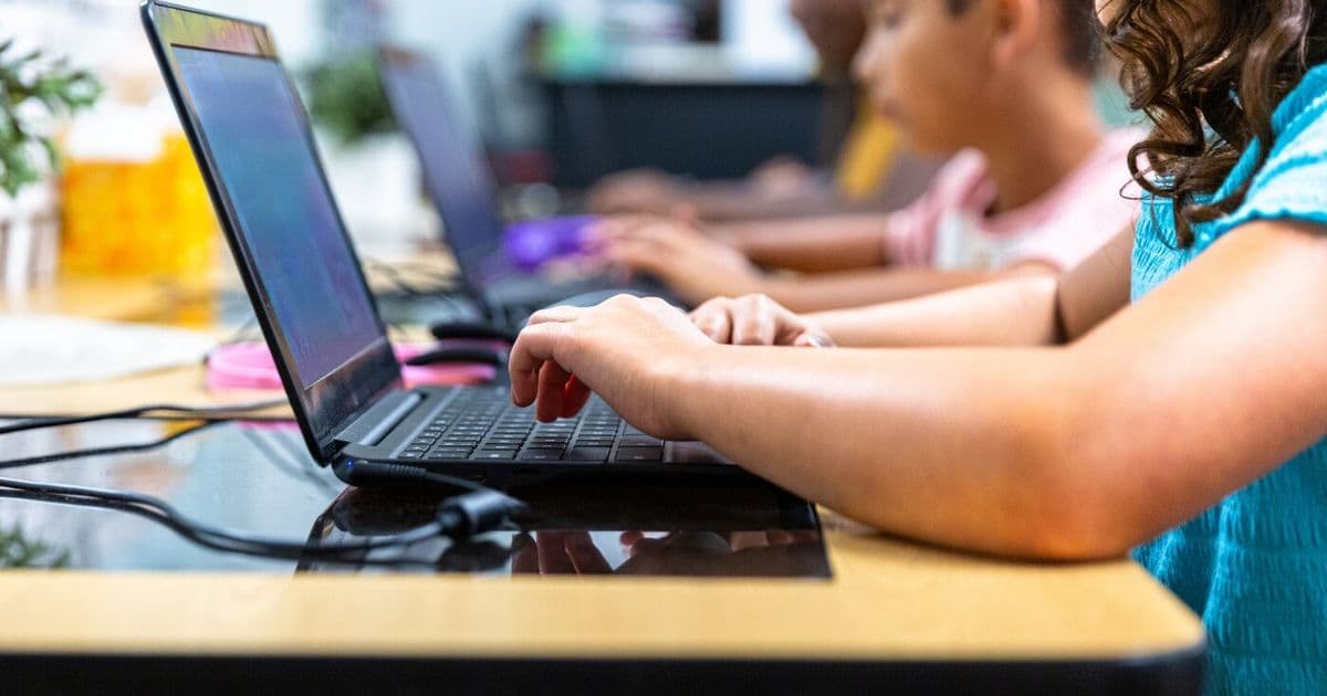 Brookings Study Warns: Risks of Classroom AI Outweigh Benefits for Students