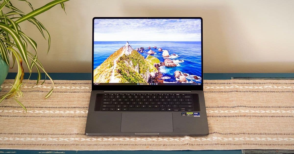 Intel Panther Lake and Nvidia Blackwell Debut in Samsung Galaxy Book6 Ultra: Performance Analysis and Market Implications