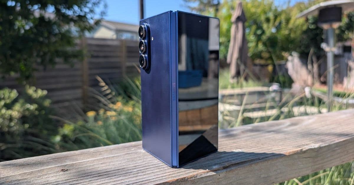 Samsung Galaxy Z Fold 8: The Crease-Free, Power-Packed Foldable That Could Redefine the Market