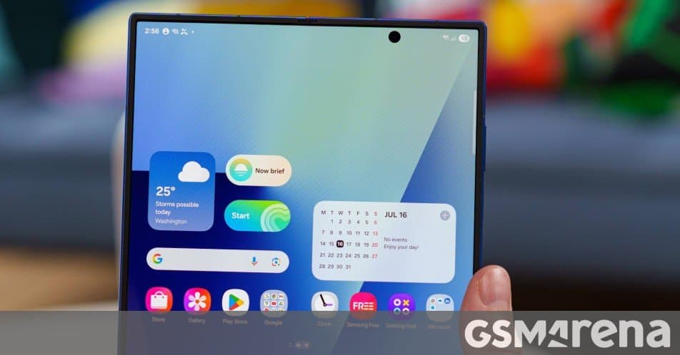 Samsung's Wide Foldable Could Launch This Year, Challenging the Tablet Form Factor