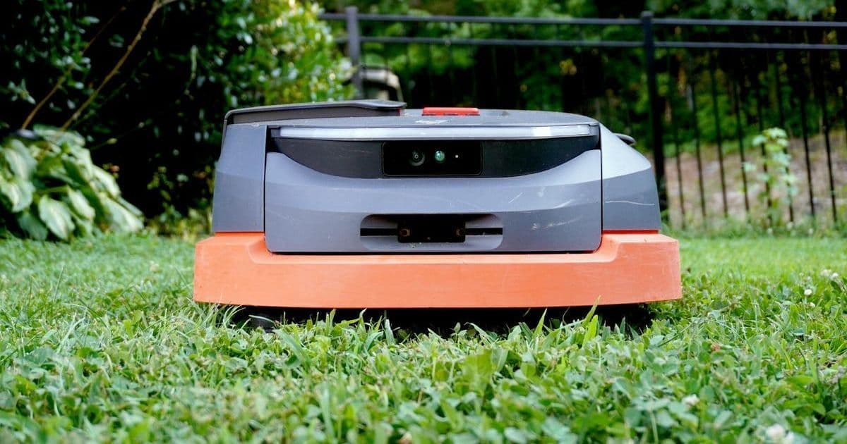 Segway Navimow X3 Series: Revolutionizing Robotic Lawn Care with Military-Grade Precision