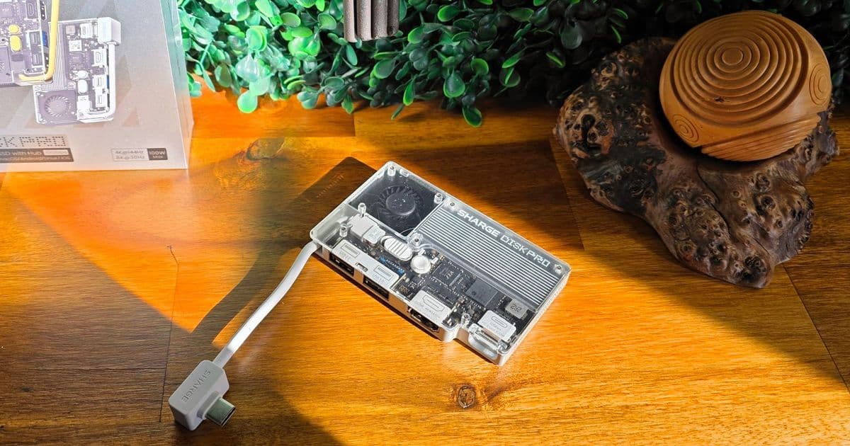 Sharge Disk Pro 2TB Review: Portable SSD with Built-in Hub and Active Cooling