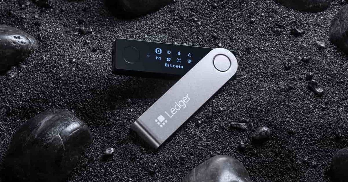 Snail Mail Phishing Targets Hardware Wallet Users in New Crypto-Theft Campaign