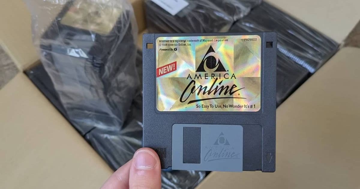 Someone ran Factorio off of 1,000 AOL floppy disks, and it took way too long