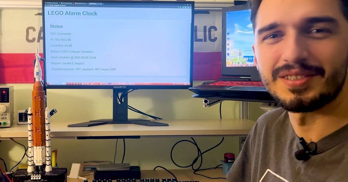 Lego NASA Artemis SLS Set Transformed into Functional Alarm Clock with Arduino