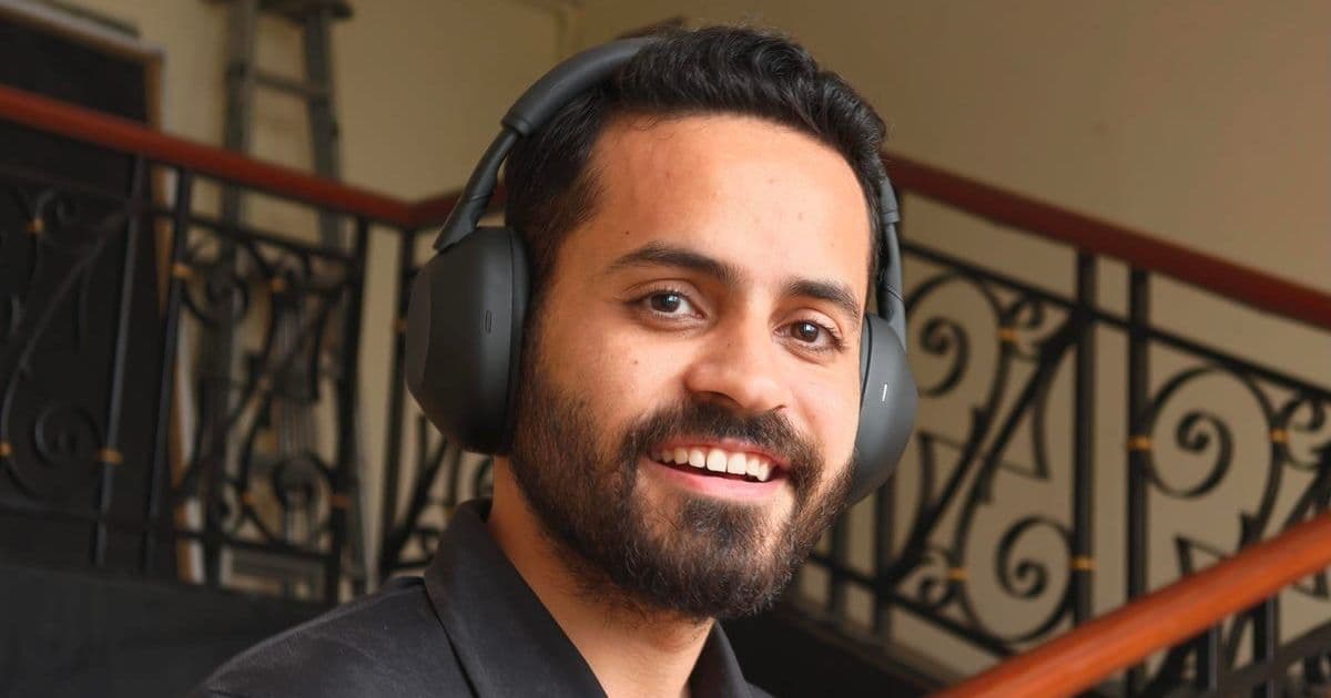 Sony WH-1000XM6 Headphones: The New Gold Standard for Travel Tech