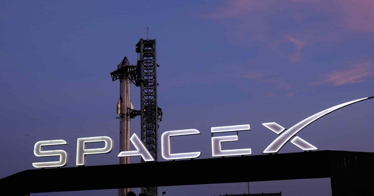 Mitsubishi UFJ Halts Inflows to SpaceX Fund as Japanese Retail Investors Chase Pre-IPO Exposure