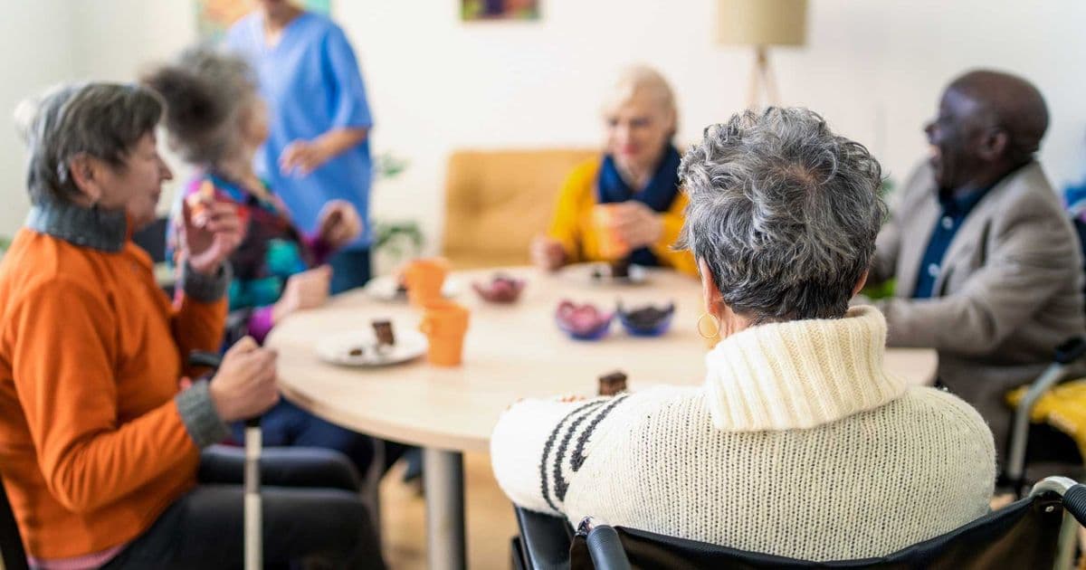 Immigration's Impact on Elder Care: New Study Reveals Benefits of Diverse Healthcare Workforce