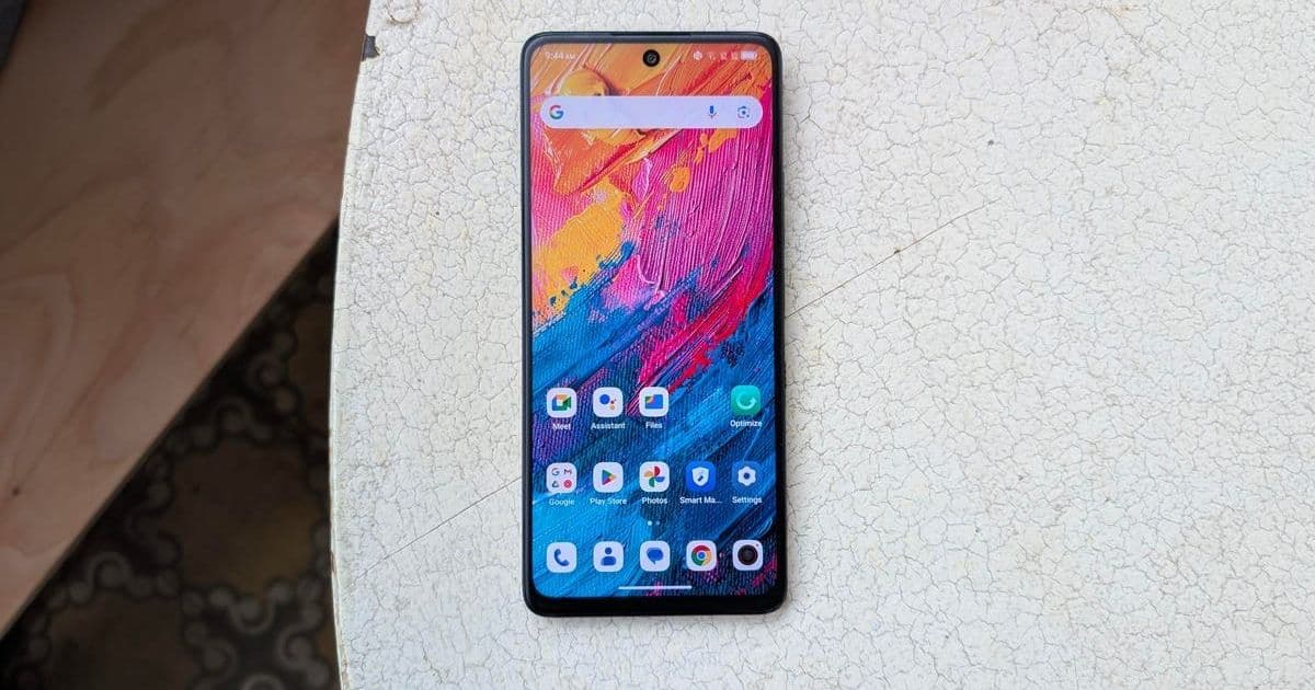 TCL's $200 Nxtpaper Phone: An Eye-Friendly Android Experiment with Compromises