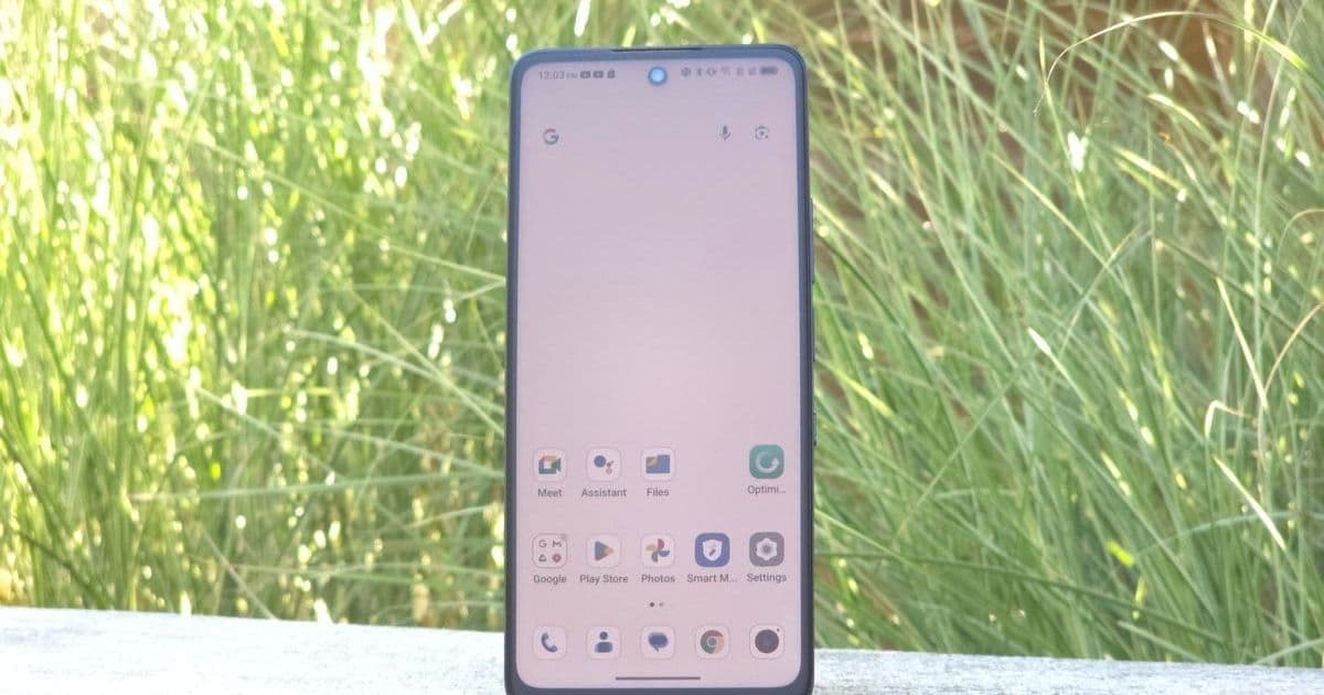 TCL's Nxtpaper Phone: An Affordable Oasis for Screen-Weary Eyes