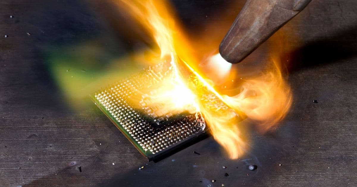 Extreme CPU Delidding: When Unconventional Tools Meet Silicon Analysis