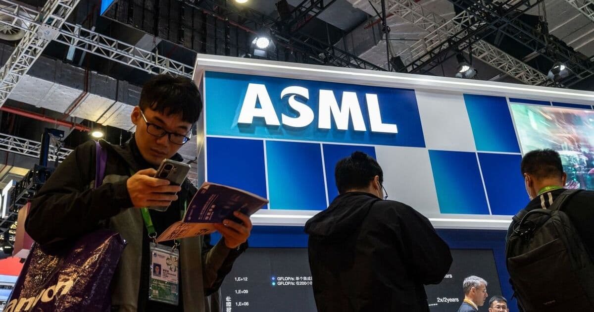 ASML's $500 Billion Milestone: A Semiconductor Equipment Giant's Rise on AI Chip Demand