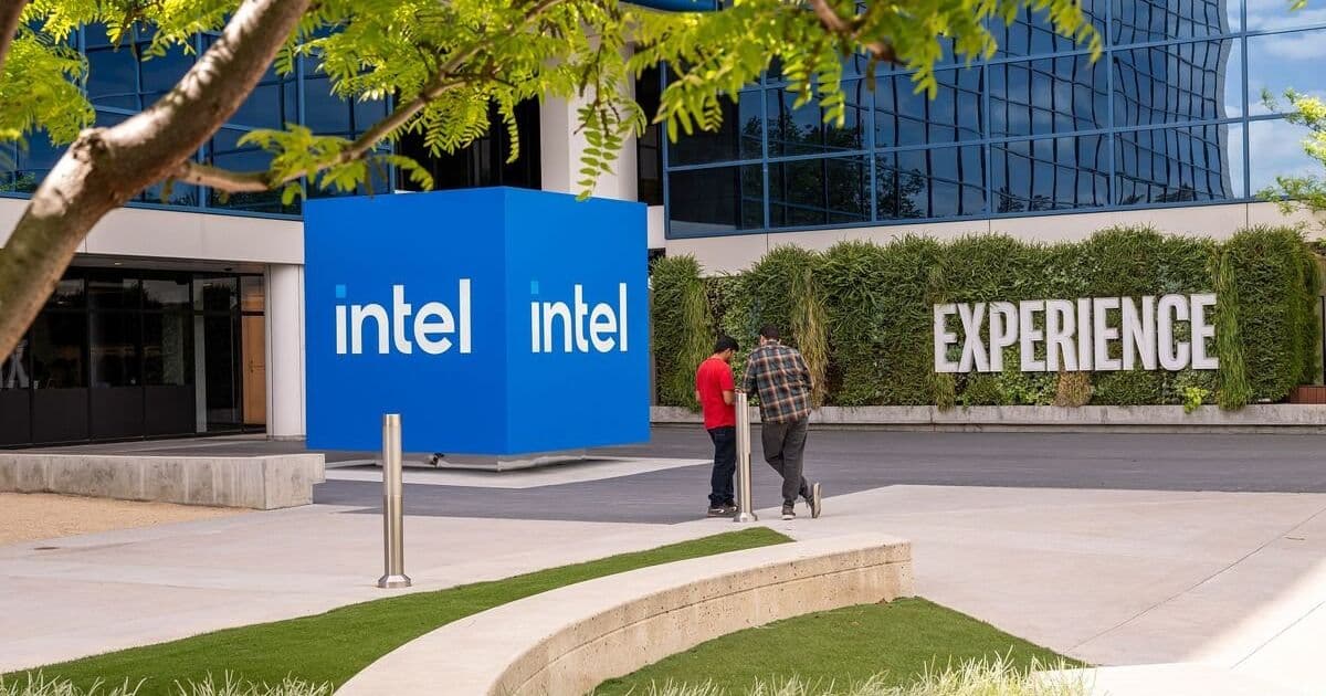 Intel's Turnaround Under Lip-Bu Tan: Balance Sheet Strength Meets Operational Improvements