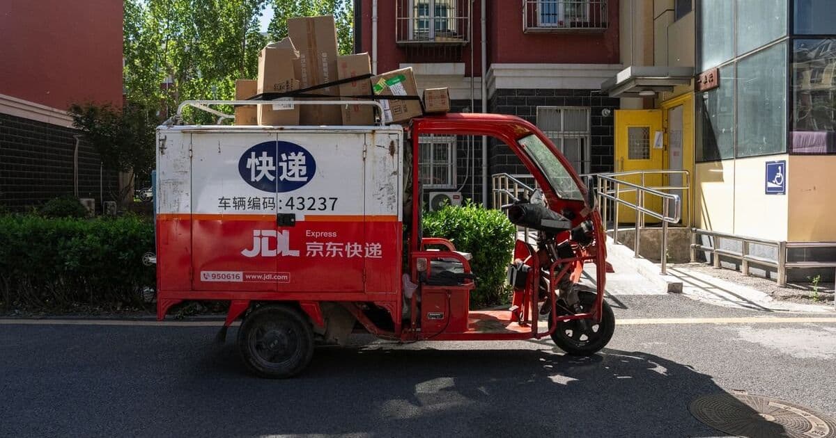 JD.com Reports First Quarterly Loss in Four Years Amid Food Delivery Battle