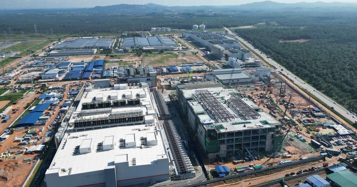 Malaysia's Data Center Boom: Capacity Set to Double by 2026