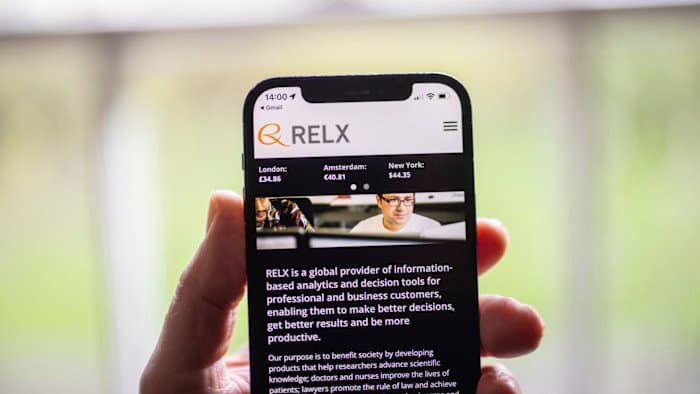 Legal Tech Stocks Plunge as Anthropic's AI Tools Threaten Traditional Legal Services