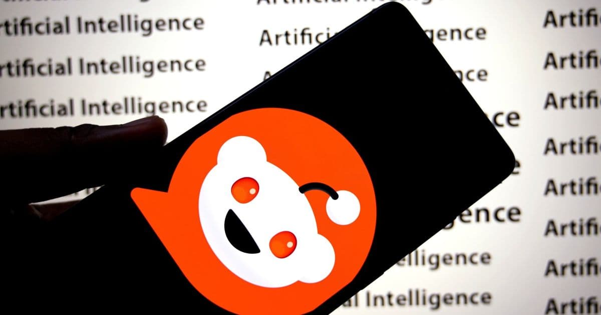 Reddit's 70% Revenue Surge and Reddit's $1B Share Buyback Amid Tech Stock Volatility