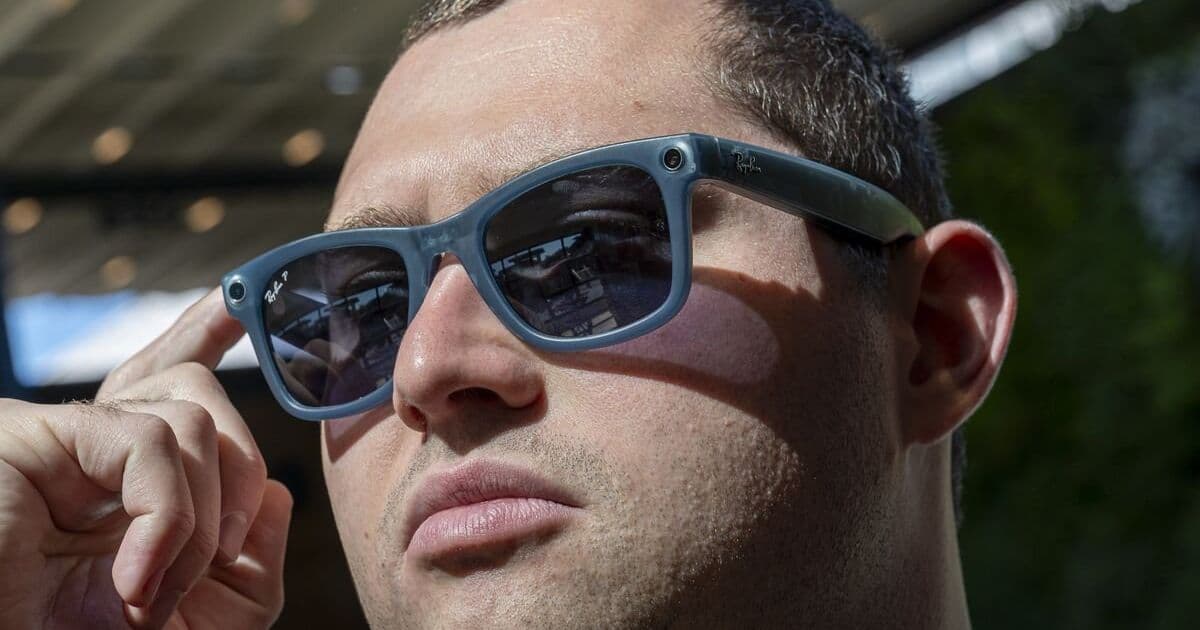 Apple's AI Glasses Enter Testing Phase with Four Design Prototypes