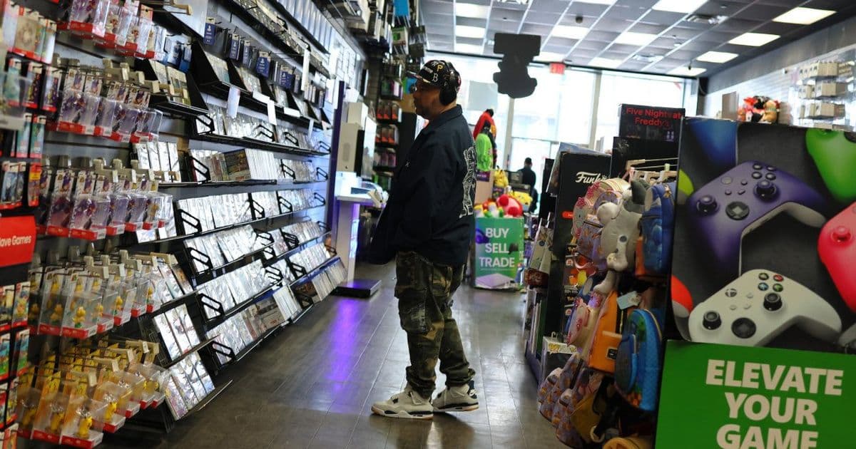 GameStop's Potential eBay Bid: Retail Transformation or Speculative Gamble?